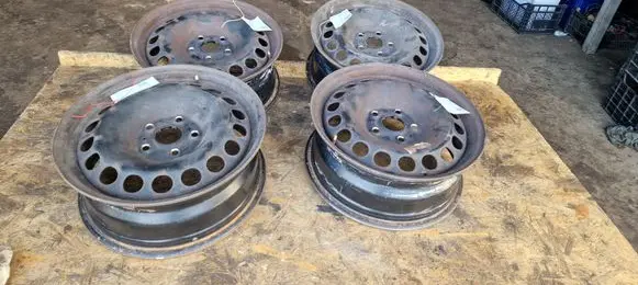 Volkswagen PASSAT B6 R16 steel rim 3C0601027H