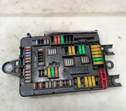 BMW M4 F82 F83 Fuse module 938907001 10000019961