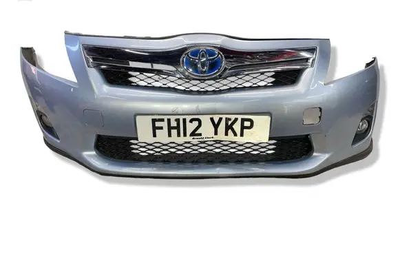 Toyota Auris 150 Front bumper 