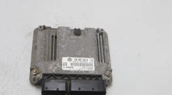 Skoda Superb B6 (3T) Engine control unit/module 3T0907115B 0261S04236
