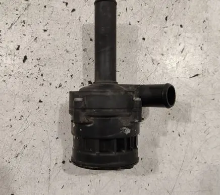 Mercedes-Benz S W221 Water pump