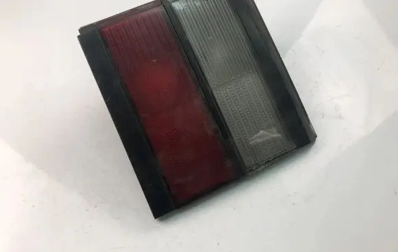 Volkswagen PASSAT B4 Rear/tail lights 333945259