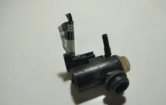 Honda Jazz Windscreen/windshield washer pump