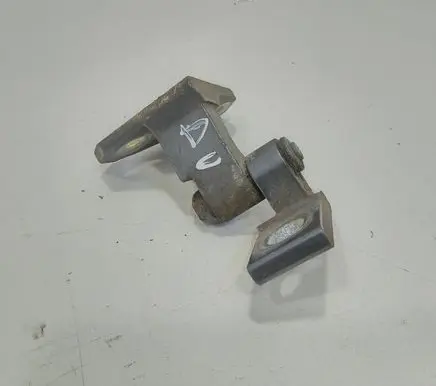 Volkswagen PASSAT B6 Front door upper hinge 