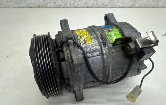 Volvo S70 V70 V70 XC Air conditioning (A/C) compressor (pump) 9171345