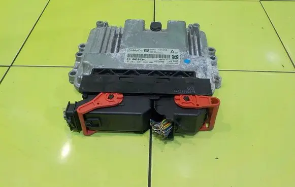 Ford Focus Engine control unit/module BV6112A650AUA