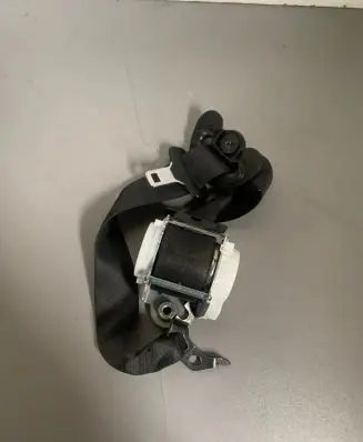 BMW X1 E84 Front seatbelt 34058428a