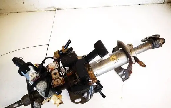 Nissan X-Trail T30 Steering wheel axle