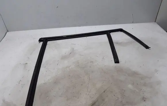 Rubber seal rear door