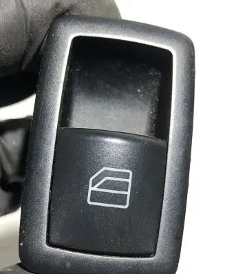 Mercedes-Benz ML W164 Electric window control switch A2518200510 03128150 9051679300