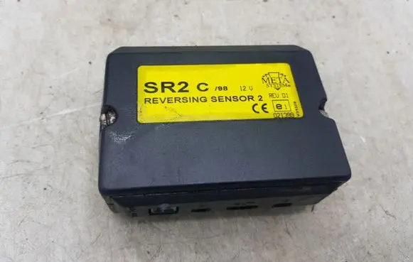 Nissan X-Trail T30 Other control units/modules SR2C98 021399 V31379