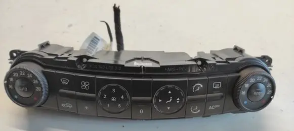 Mercedes-Benz E W211 Climate control unit 2118300085 00100404 0103