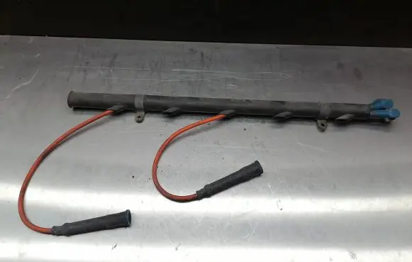 BMW 7 E23 Plug wire 12775201