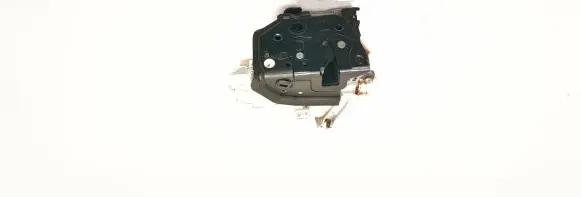 Porsche Cayenne (9PA) Rear door lock 8K0839016