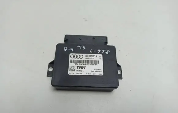 Audi A4 S4 B8 8K Hand brake control module 8K0907801N 8K0907801J
