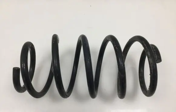 BMW X5 E53 Front coil spring 6750331