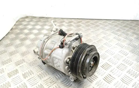 Land Rover Evoque I Air conditioning (A/C) compressor (pump) CPLA19D629BG 8799P 070665027B4