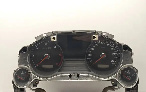 Audi A8 S8 D3 4E Speedometer (instrument cluster) 4E0920900K 4E0910900K