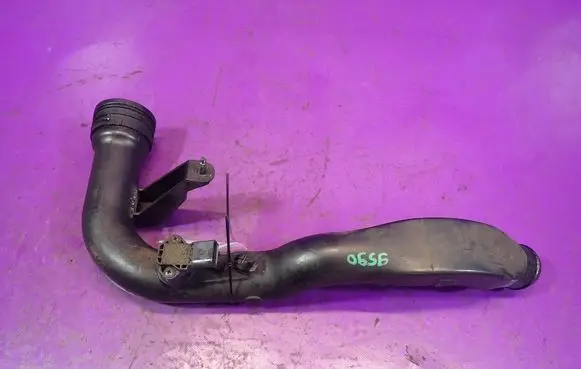 Audi A4 S4 B7 8E 8H Intercooler hose/pipe 