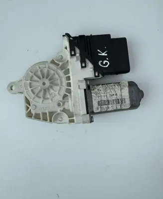 Volkswagen Golf V Rear door window regulator motor 993424100 F005S00154