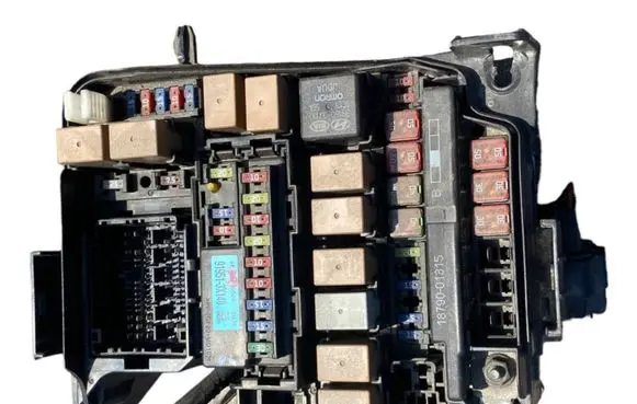 Hyundai i40 Fuse module 912013Z245 14519901