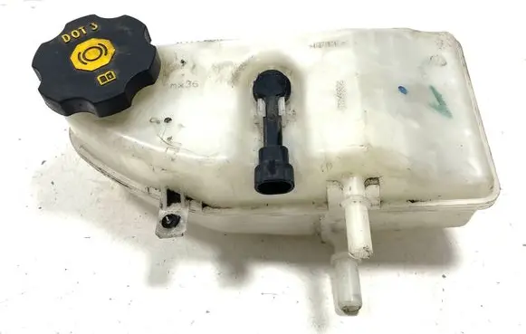 Opel Ampera Brake fluid reservoir 32668804 32072541 629077