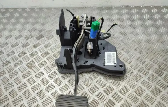 Peugeot 508 Brake pedal 9666871680
