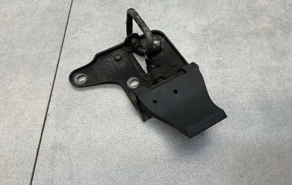 Skoda Octavia Mk3 (5E) Engine bonnet/hood lock/latch loop/hook 5E0823186