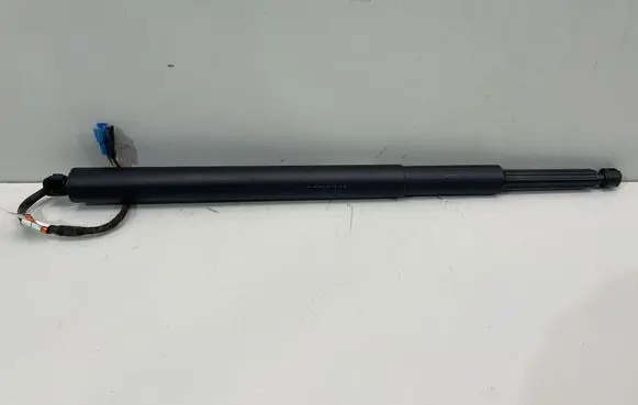 BMW 5 G30 G31 G38 Tailgate/trunk strut/damper 7390410