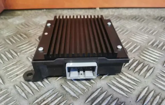 Jaguar XF X250 Voltage converter/converter module CX2314A375AE