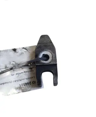 Opel Insignia A Fuel Injector clamp holder 78284