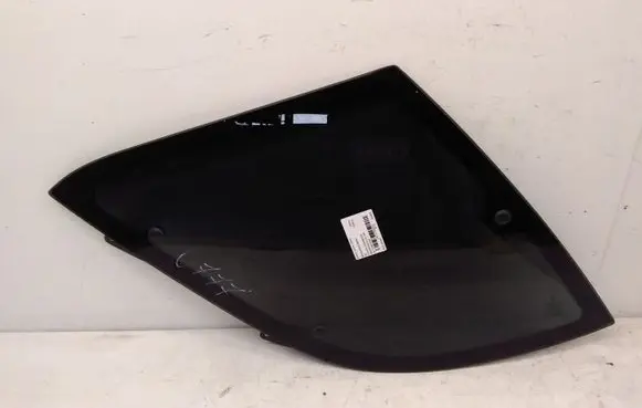 Mercedes-Benz ML W163 Rear side window A1636700350