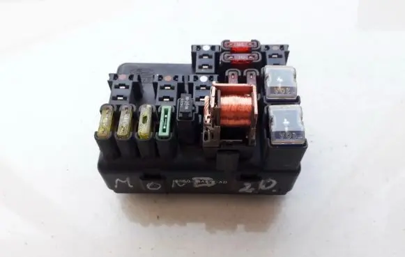Ford Focus Fuse box set 93BG4A073AD 93BG-4A073-AD