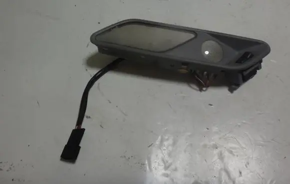 BMW 5 E34 Rear seat light 8355037