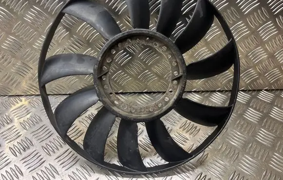 Audi A6 S6 C5 4B Fan impeller 