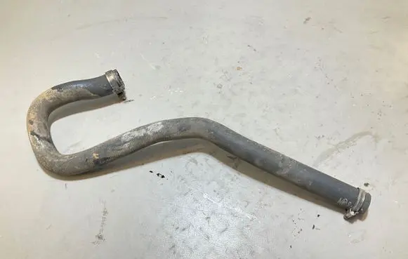 Land Rover Range Rover Sport L494 Engine coolant pipe/hose CPLA9F287CB