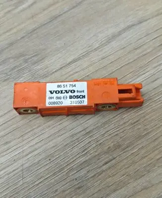 Volvo S60 Airbag deployment crash/impact sensor 8651754 008920 310507