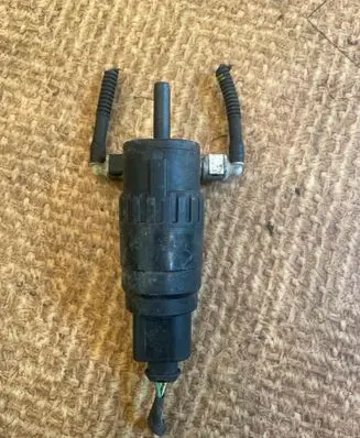 Audi A4 S4 B8 8K Windscreen/windshield washer pump 1J0973722
