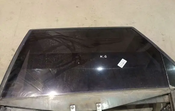 Audi A6 S6 C5 4B Rear door window glass AS2