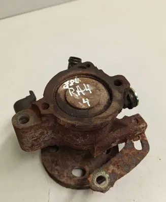 Toyota RAV 4 (XA10) Power steering pump
