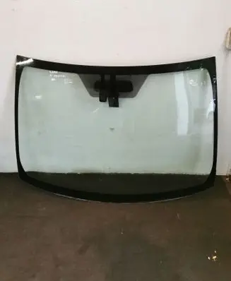 Toyota Auris 150 Front windscreen/windshield window 
