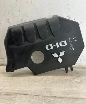 Mitsubishi Grandis Engine cover (trim)