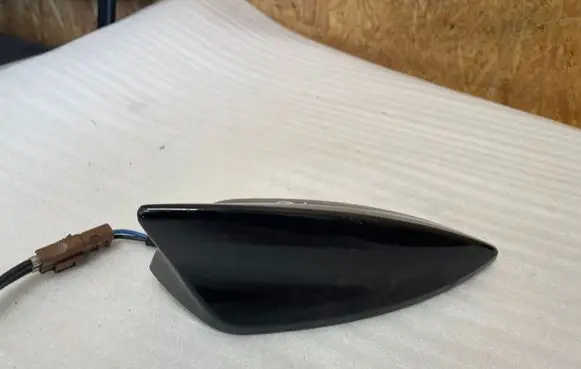 Opel Insignia B Aerial GPS antenna 39064574