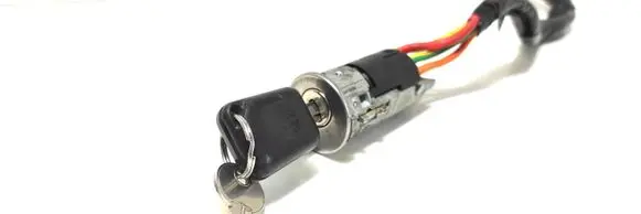 Renault Laguna I Ignition lock 826226