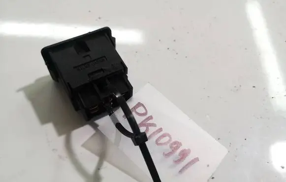 Mitsubishi Outlander Other switches/knobs/shifts 