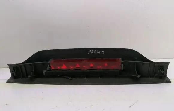 Ford Focus Third/center stoplight 7573