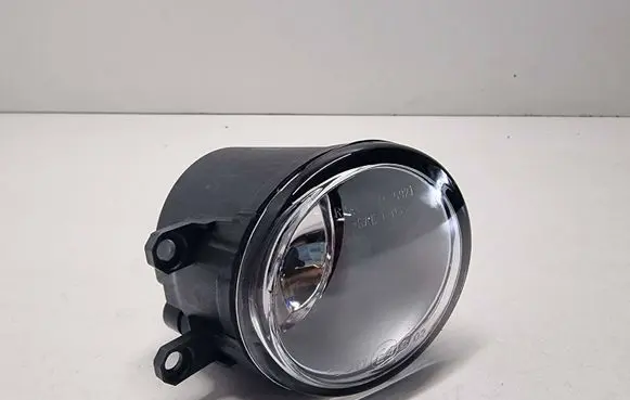Toyota Corolla E120 E130 Front fog light 81482-52110 19592100 195921001