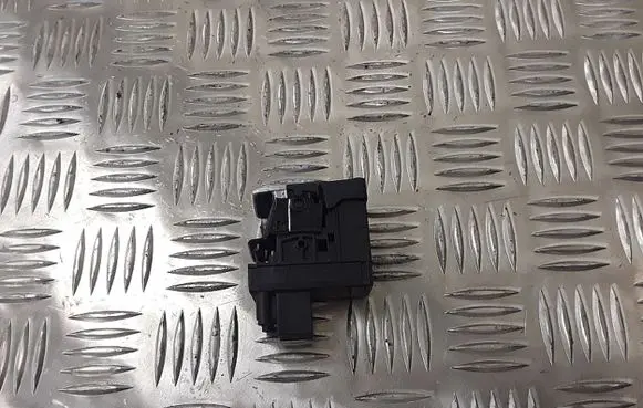 Audi A5 8T 8F Parking (PDC) sensor switch 56866 8k2927225e