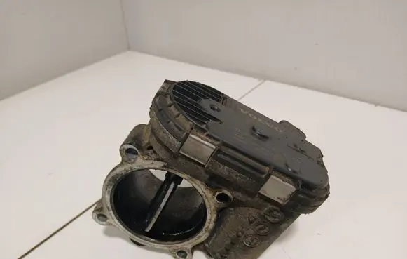 Volvo V70 Throttle valve 31216665 0280750520 10W314