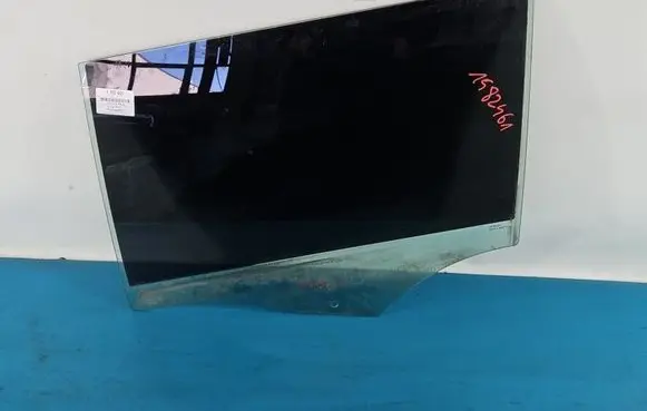 Volkswagen PASSAT B8 Rear door window glass IMPRK1582461